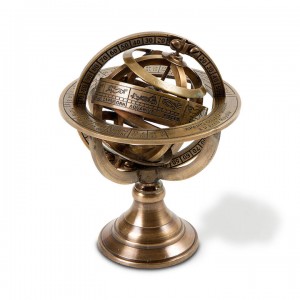 Mini globo terrestre de aluminio com abamento em bronze latão, R$ 149,00